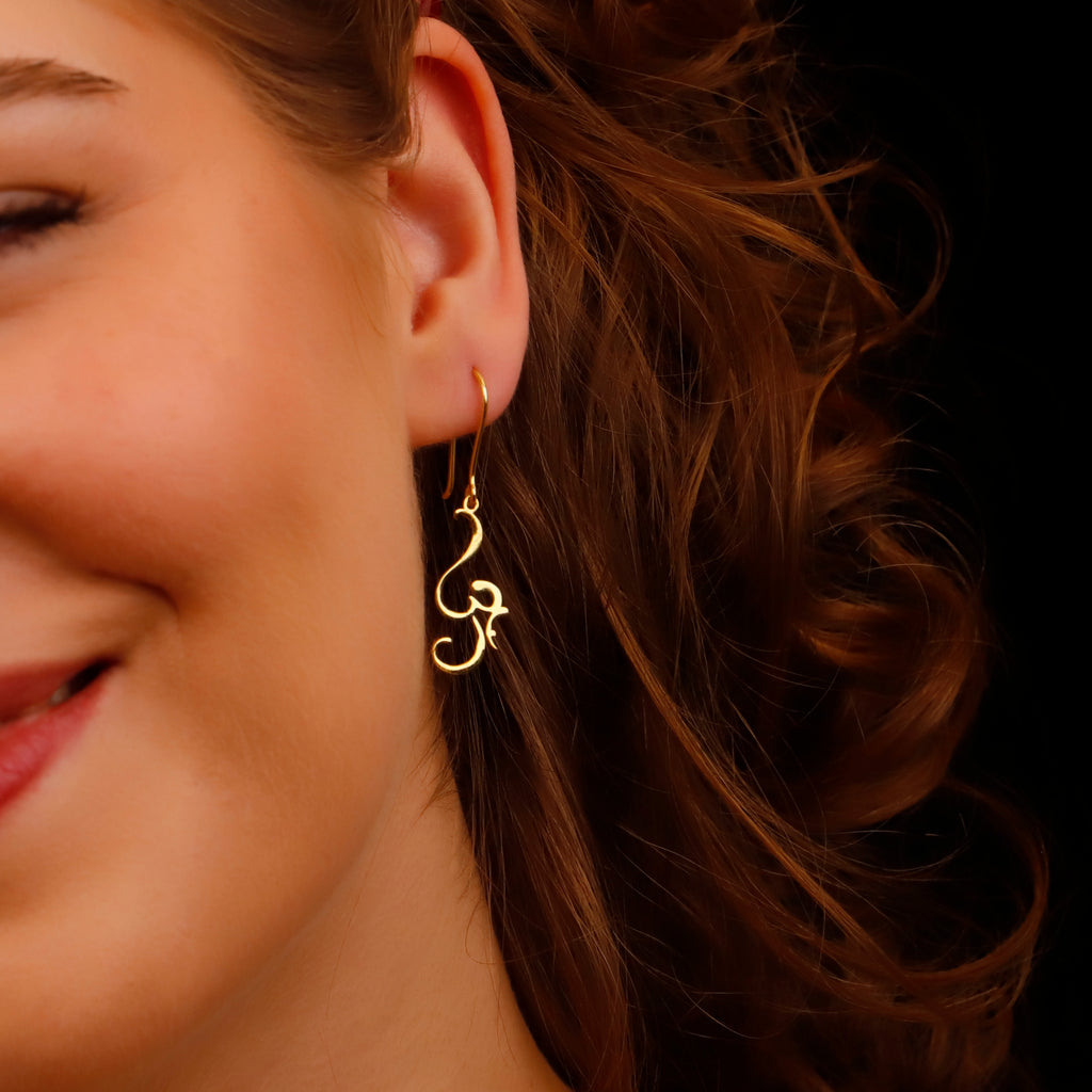 Om Symbol Drop Earrings – 14K Gold Spiritual Yoga Earrings, Minimalist Meditation Jewelry