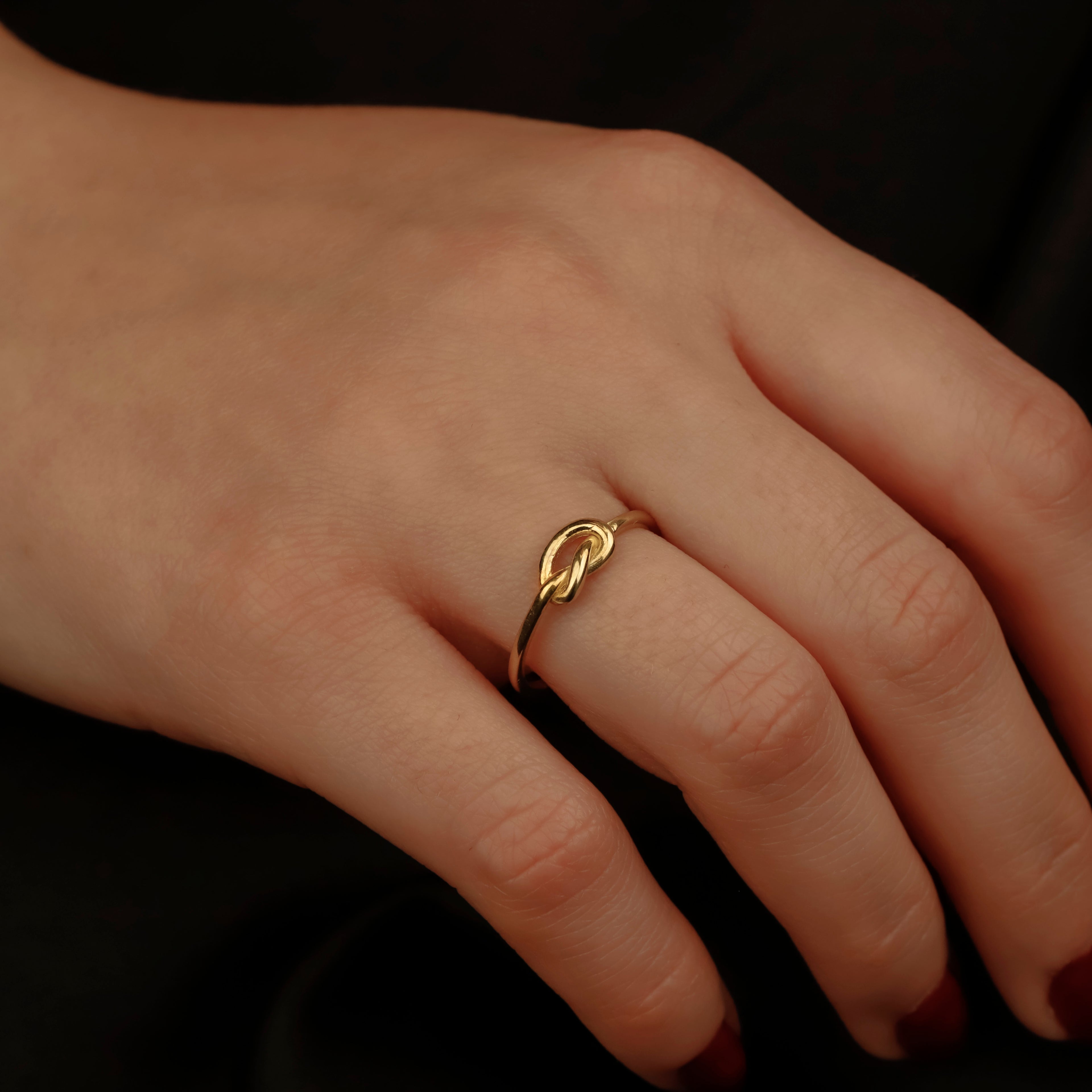 Minimal Gold Knot Ring – Dainty Adjustable Knot Ring, Everyday Stackable Jewelry