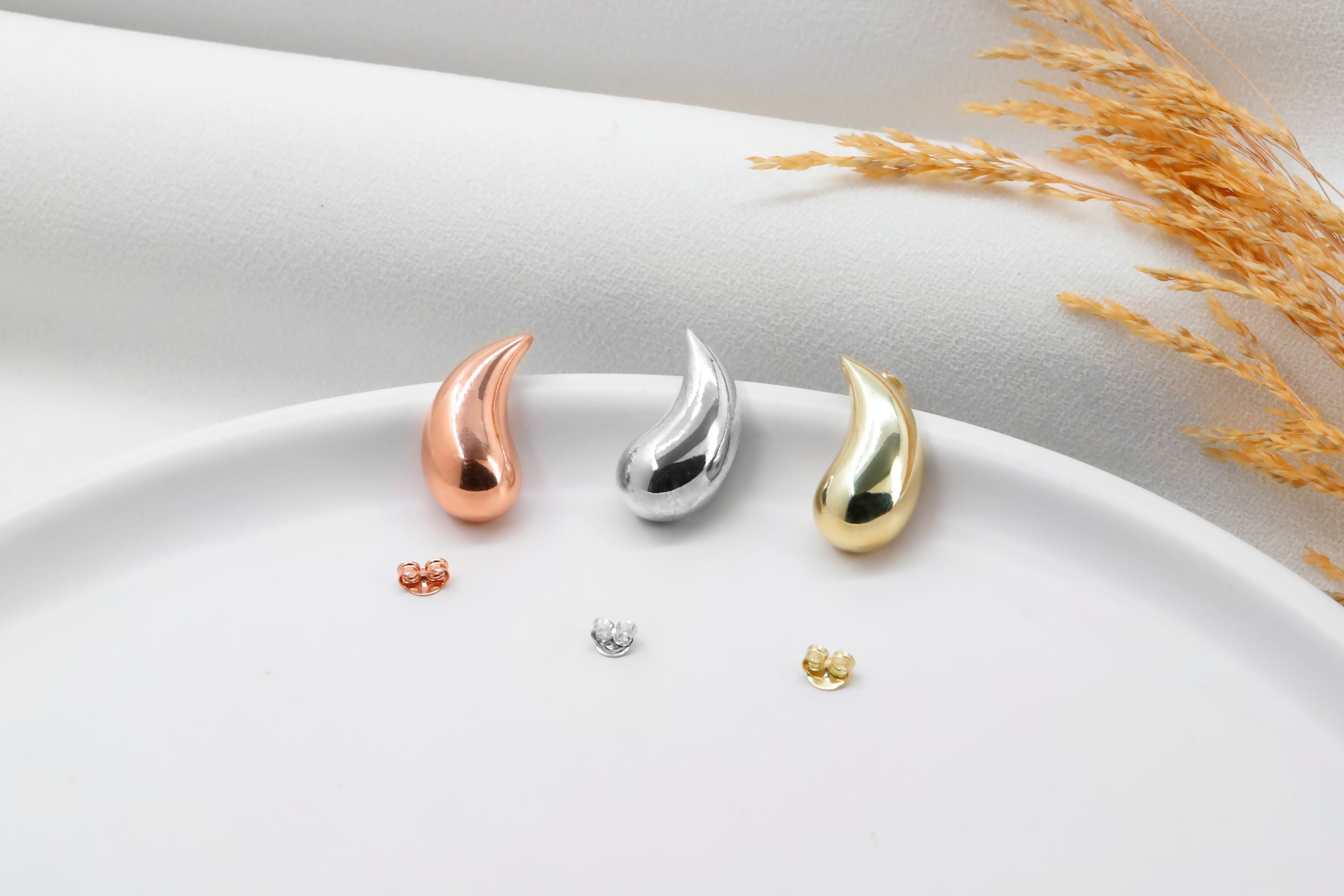 Gold Teardrop Earrings – Minimalist Chunky Drop Earrings for Women
