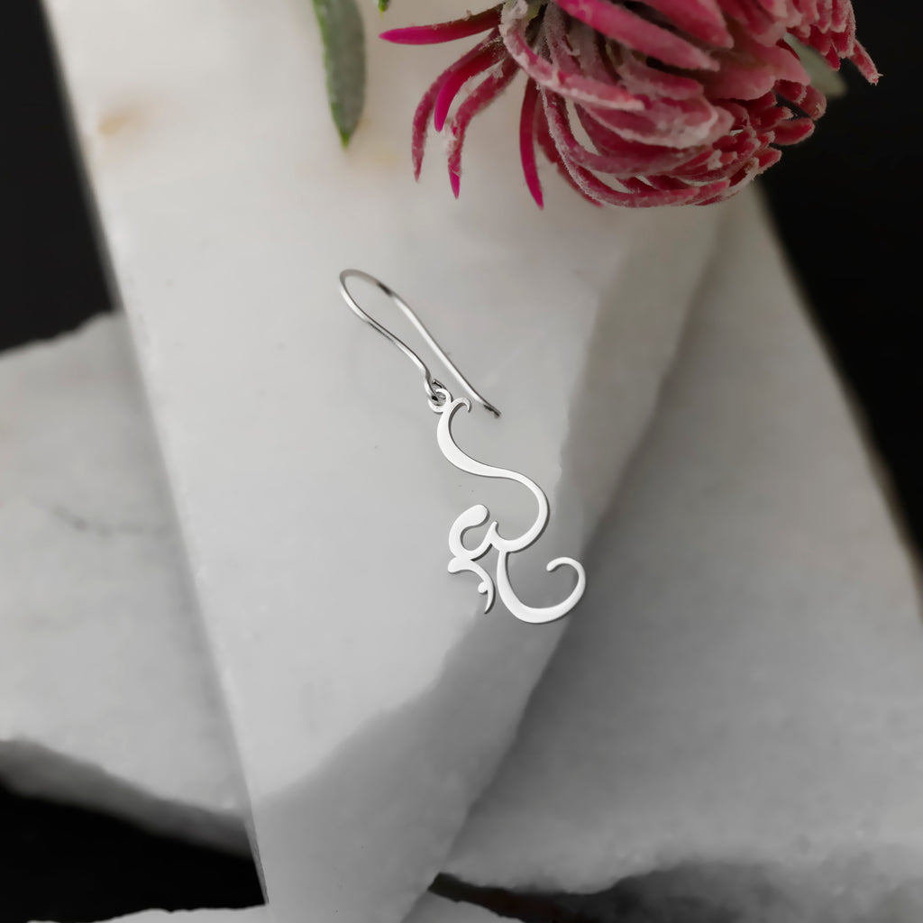 Om Symbol Drop Earrings – 14K Gold Spiritual Yoga Earrings, Minimalist Meditation Jewelry