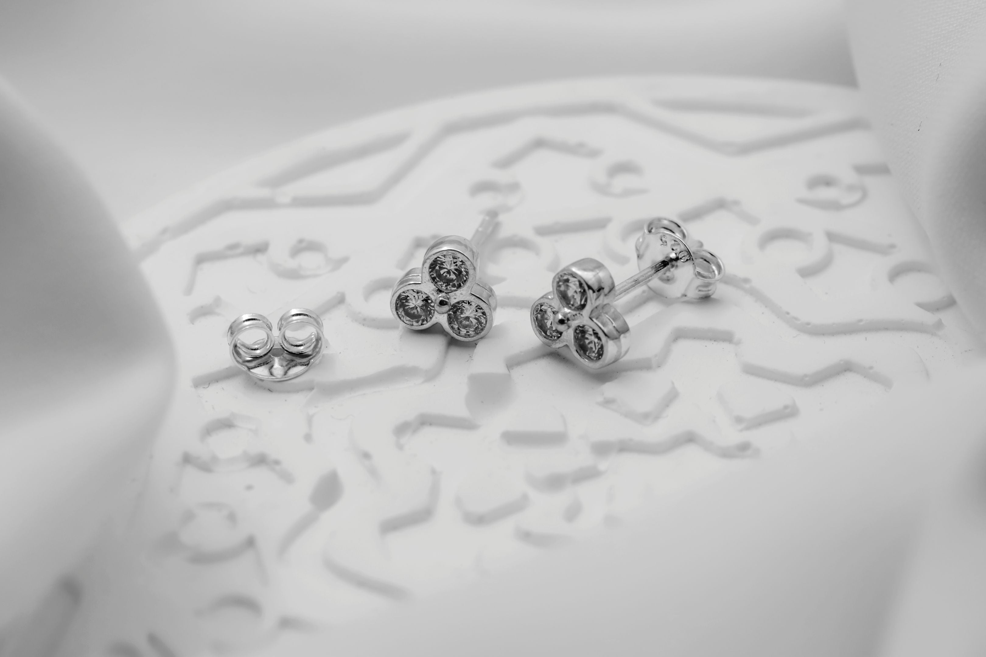 Triple CZ Stud Earrings – Minimalist 3 Stone Dainty Earrings